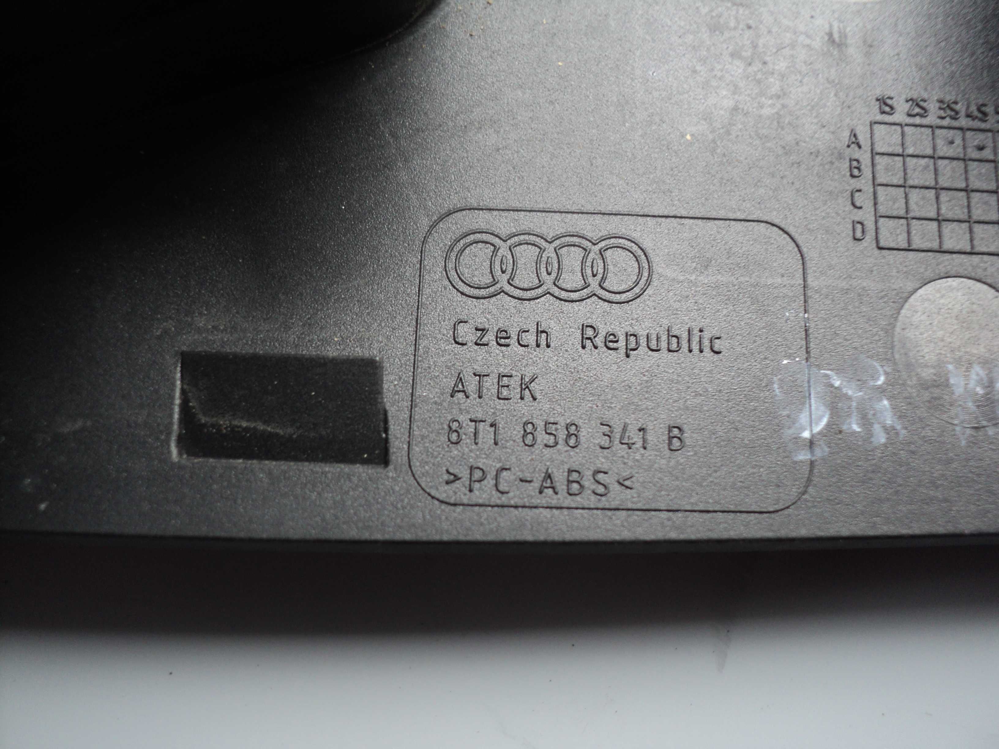 Ramka obudowa włącznika świateł Audi A4 B8