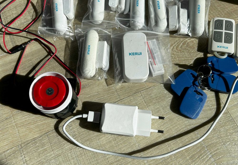 Alarme casa Kerui K7 WIFI GSM como novo