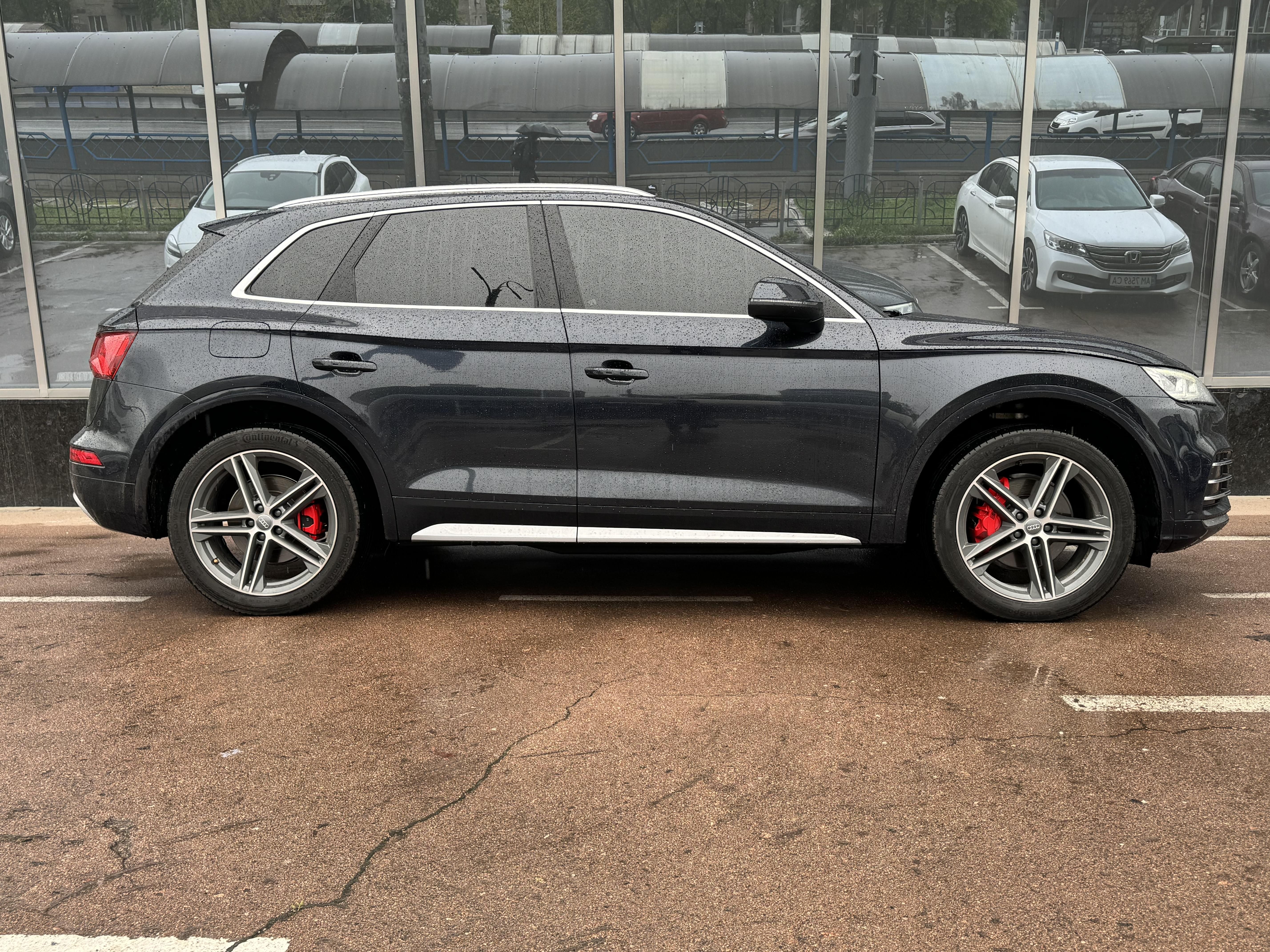 Audi Q5 2018 року
