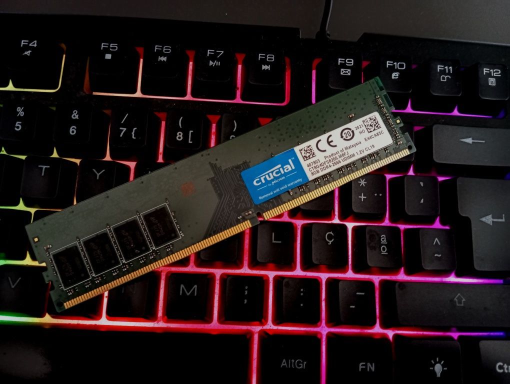 Ram 8gb crucial ddr4 2666