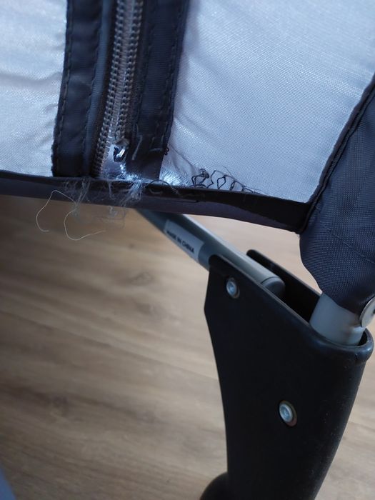 Łozeczko turystyczne Caretero medio zestaw moskitiera przewijak matera