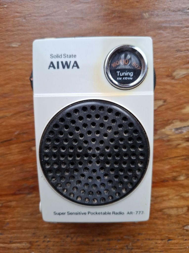 Радио приёмник  aiwa