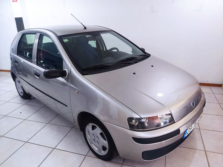Fiat Punto CAIXA Automática
