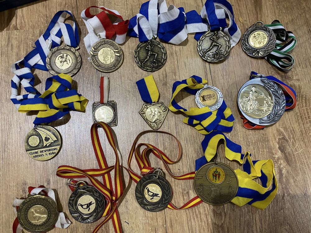 15 artigos à escolha 10€