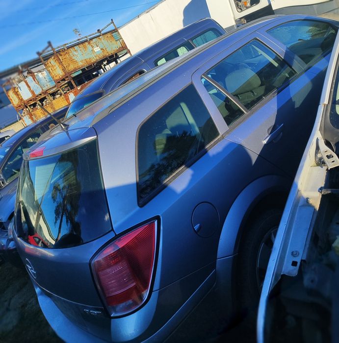 Opel Astra h szyba przód