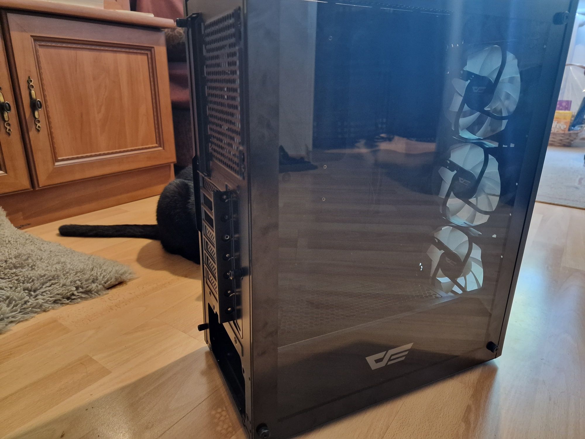Obudowa DarkFlash DK 352 Plus