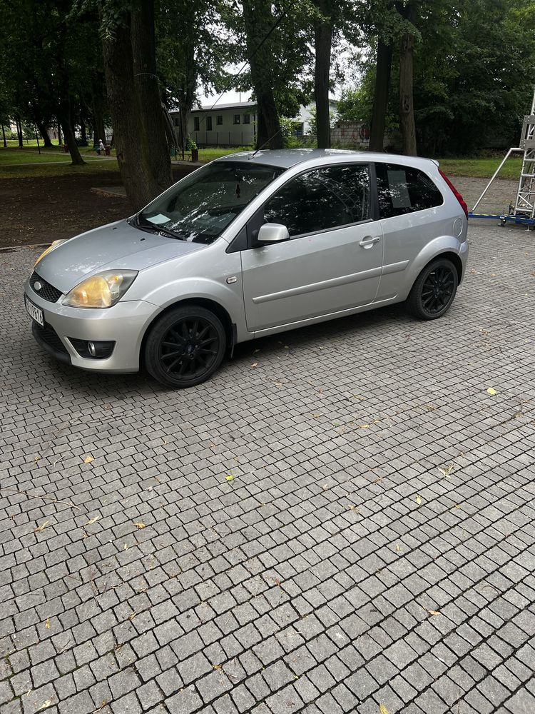 Ford  Fiesta mk6