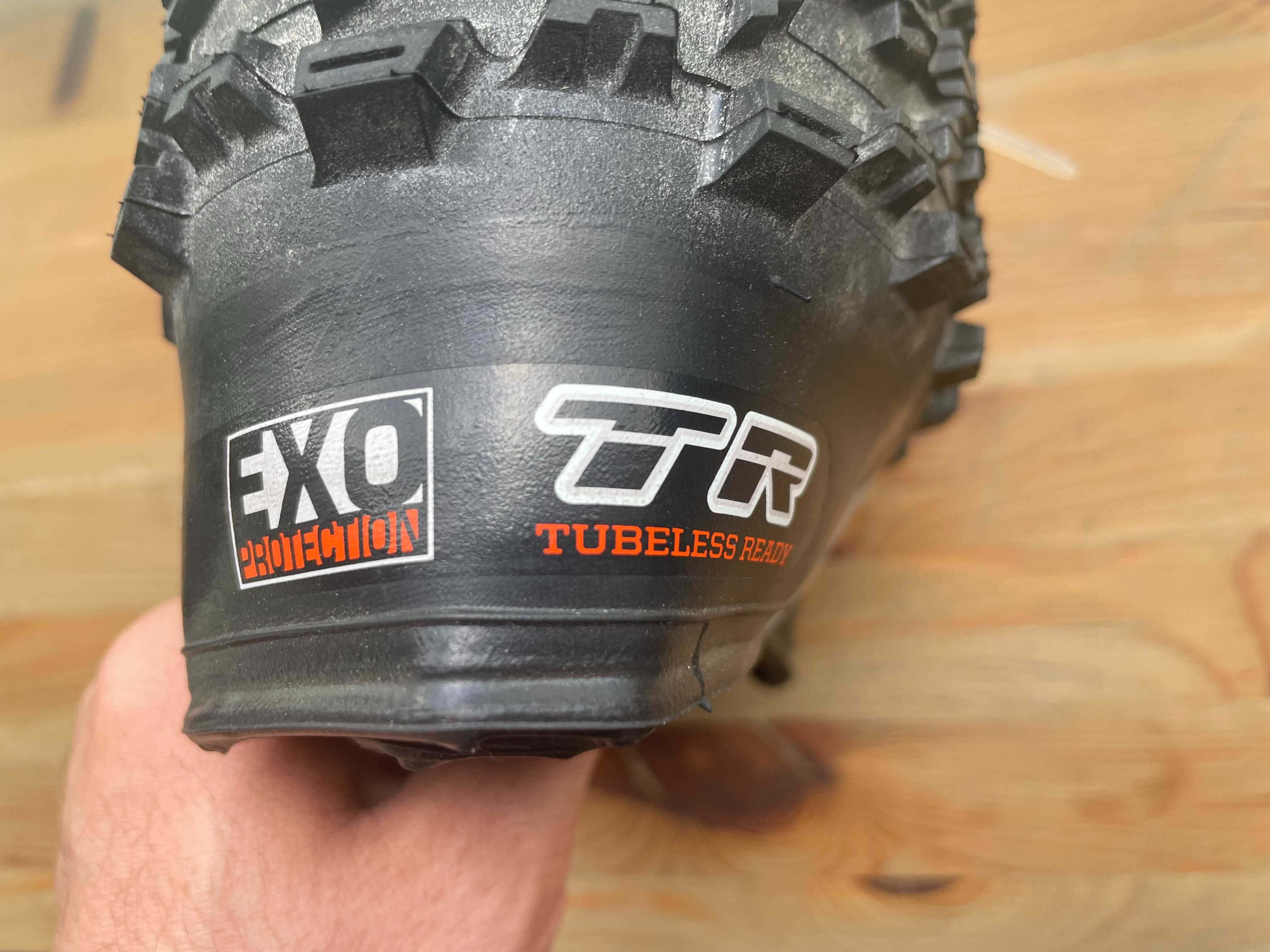 Opona MAXXIS Ardent 26x2.4