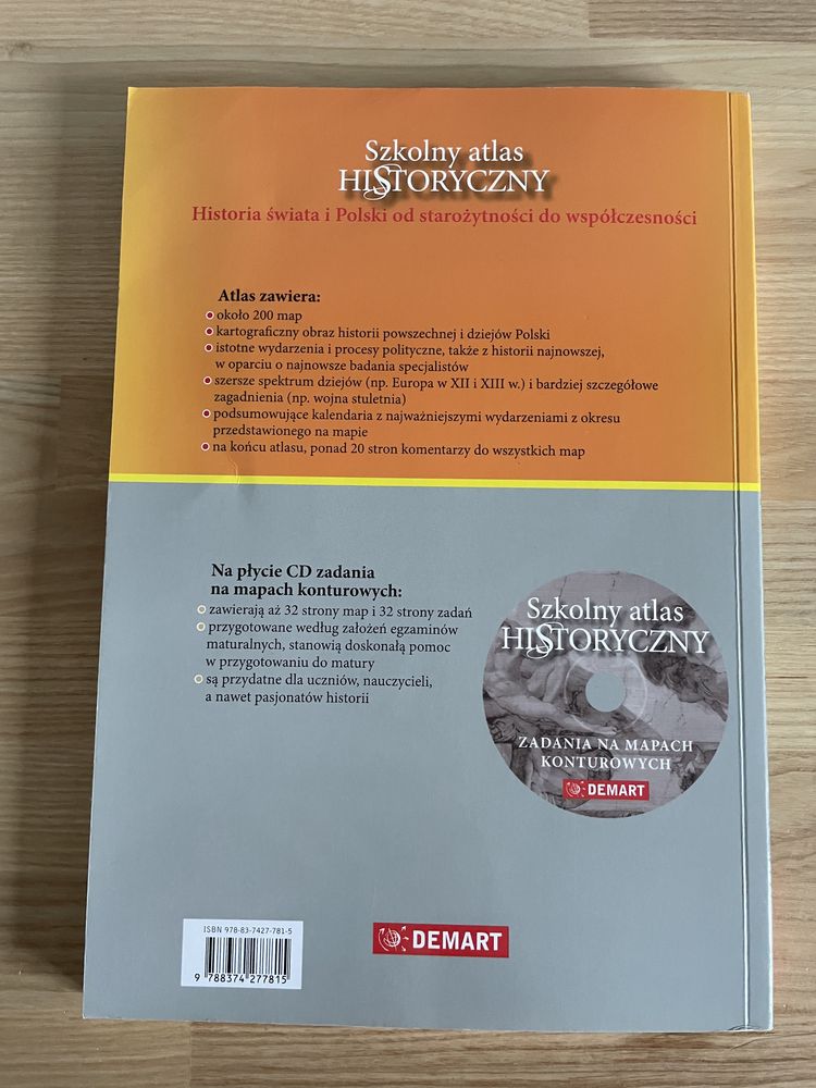 Szkolny atlas historyczny z płytą CD