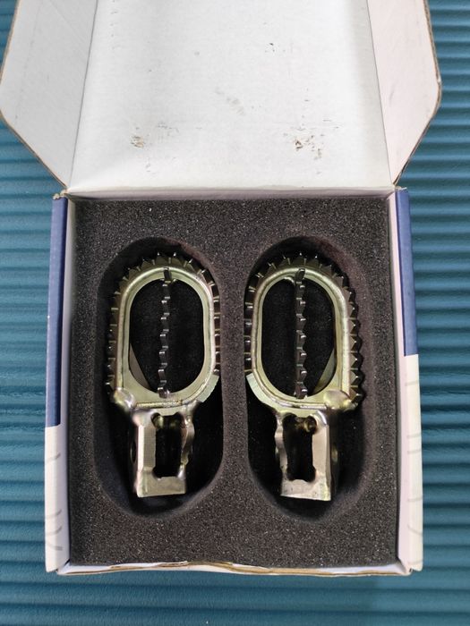 Diverso Material KTM