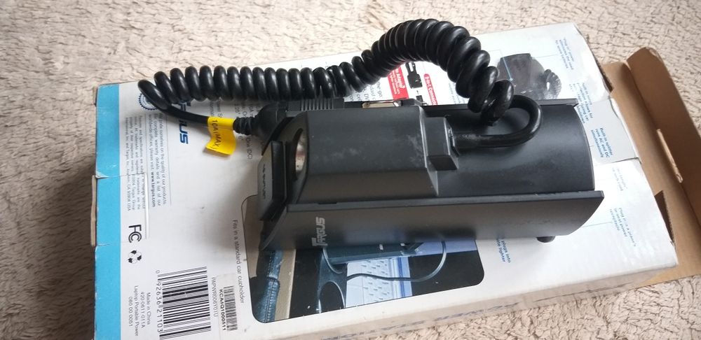 Targus Power Station інвертор DC12V в AC 120V