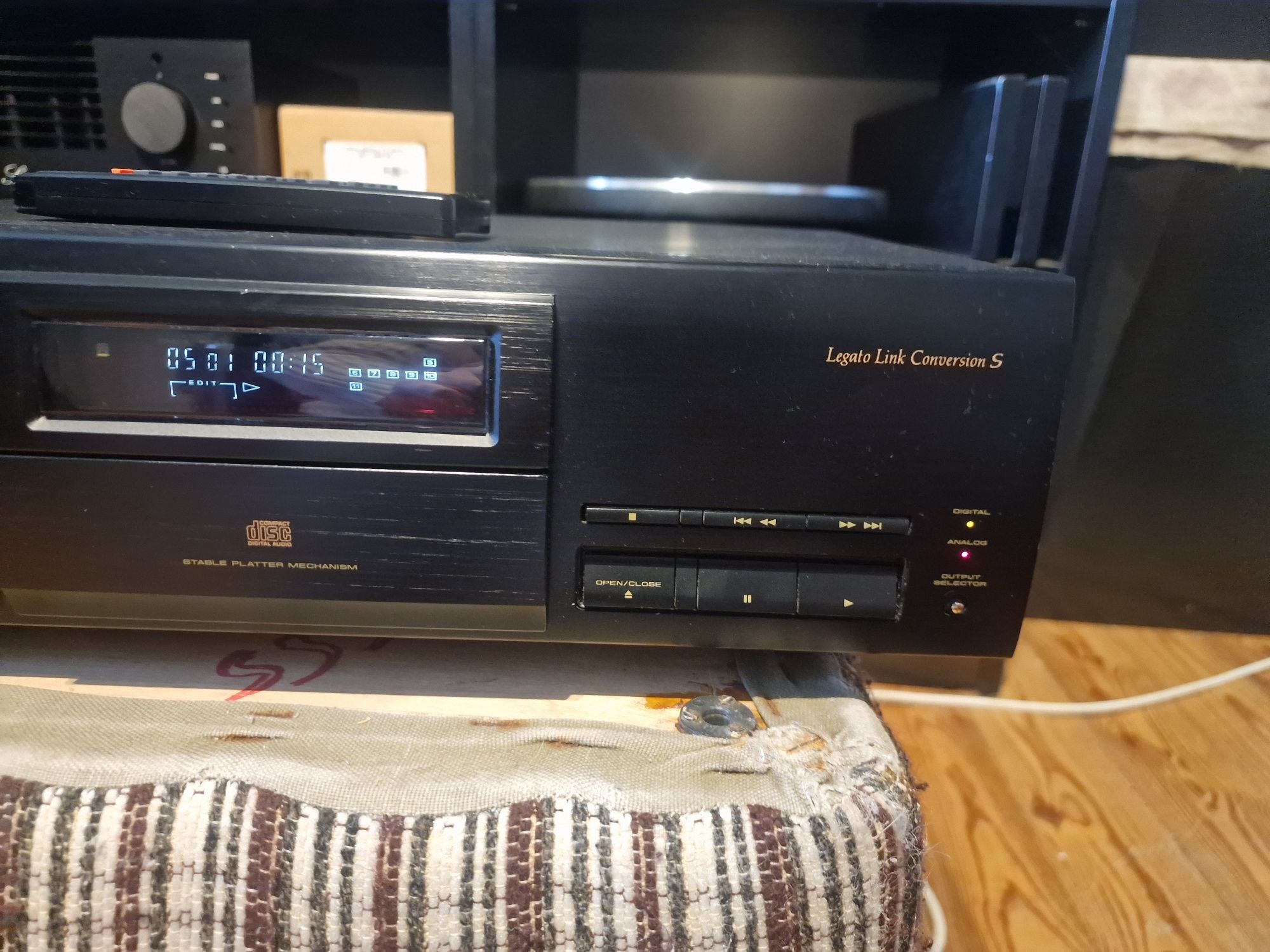 Pioneer PD S904 z pilotem