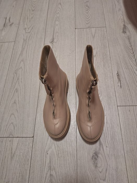 Sprzedam stylowe botki Gino Rossi –  [37]