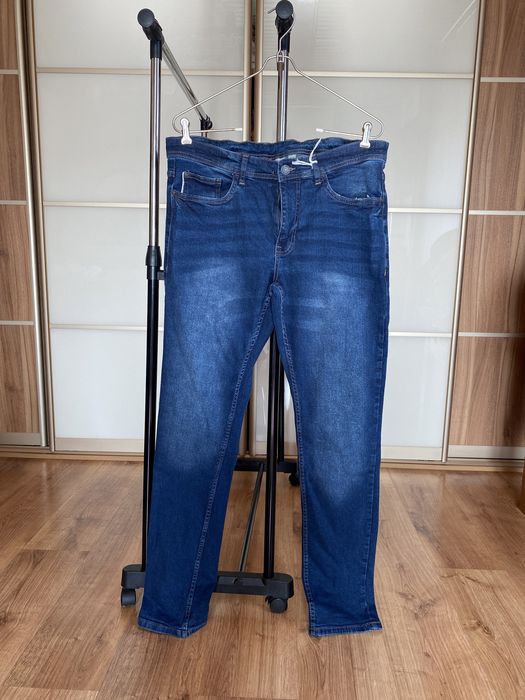 Чоловічі джинси