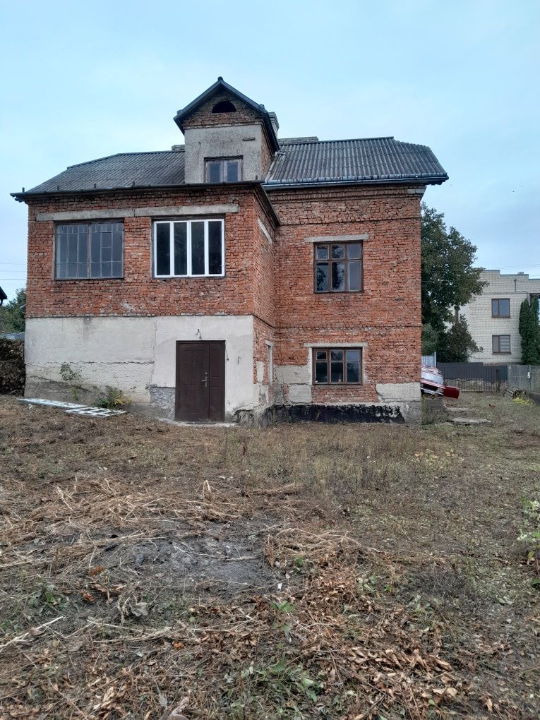 Будинок у с. В.Гаї, 25соток