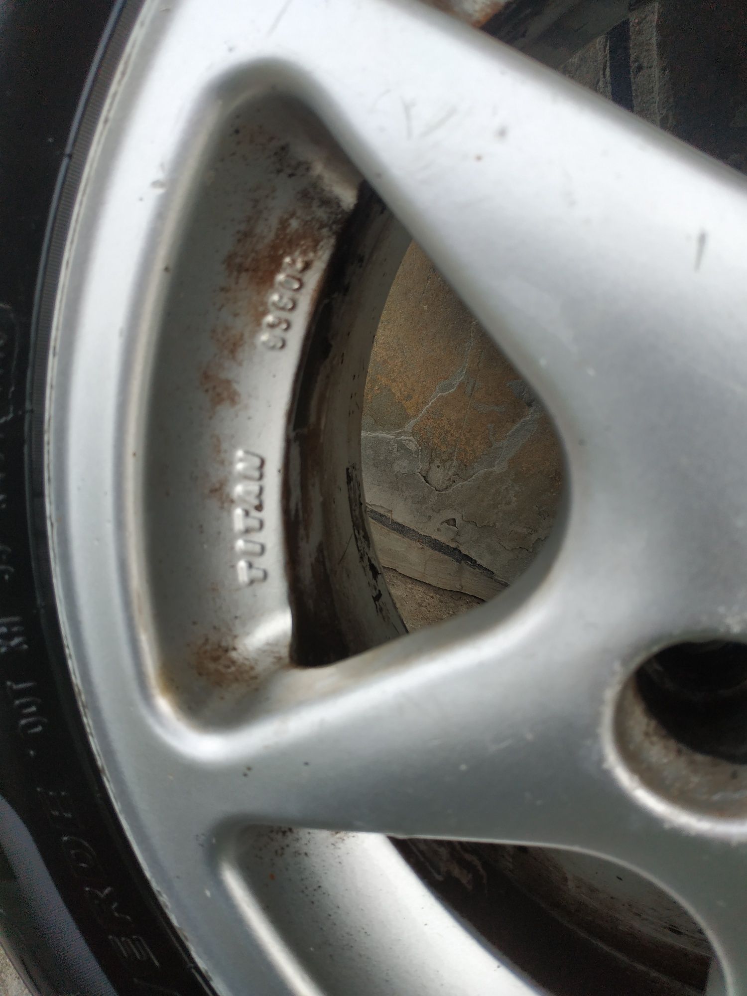 Титани з резиною 185/60 R-14