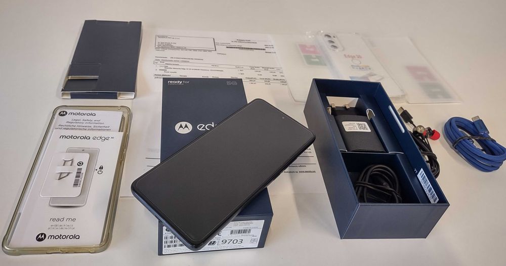 Motorola Edge 30 5G Meteor Grey 8/256 | Gwar 4 m. 144Hz | Bateria 97%