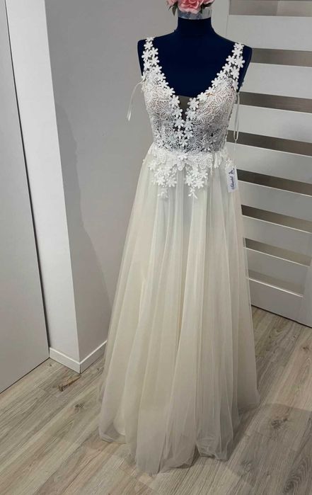 Suknia ślubna  Nowa