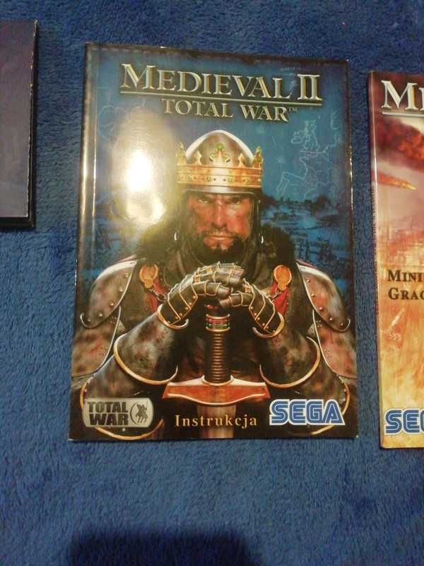 Medieval II Total War PC wersja pudełkowa plus Poradnik i planista