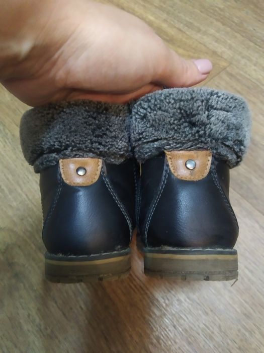 Продам ботинки демисезонные Cool Club