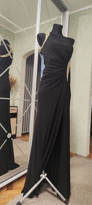 Вечірня сукня (оренда або продаж)