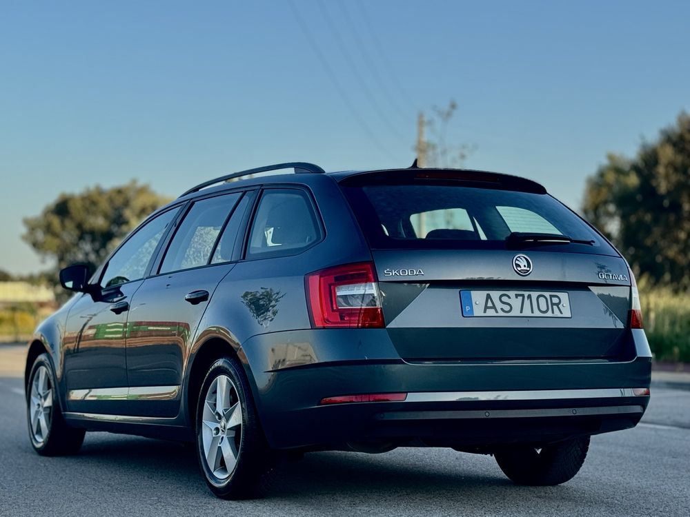 Skoda Octavia 2.0TDi 150Cv DSG