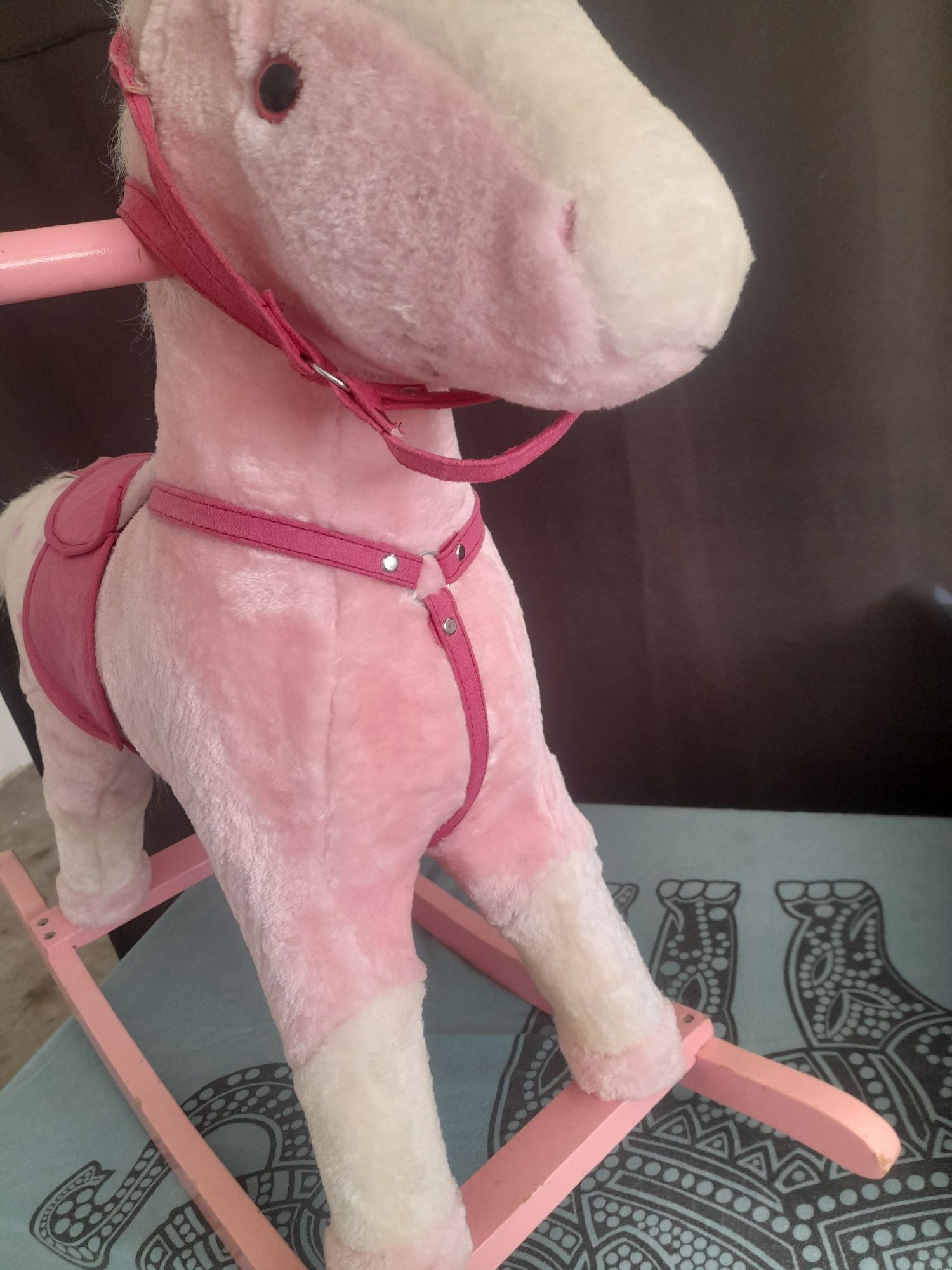 Cavalinho de criança- rosa