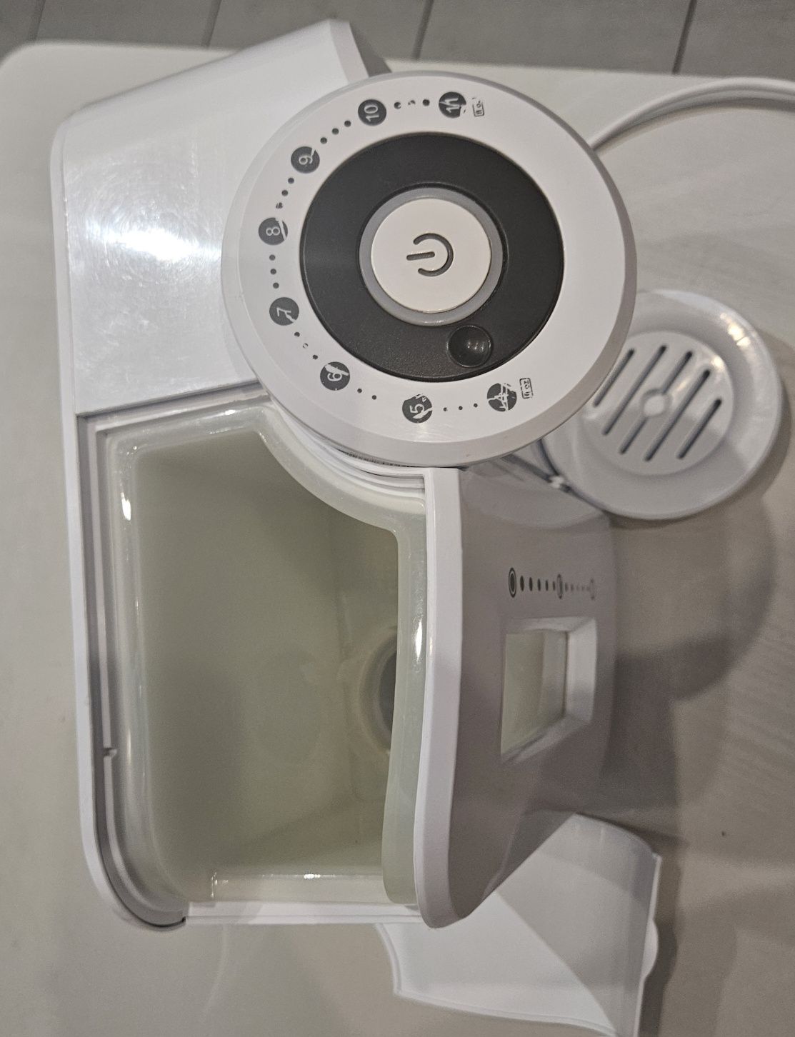 Automat/Expres do mleka modyfikowanego.