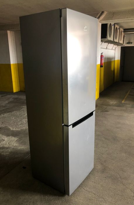 Frigorífico Indesit para peças