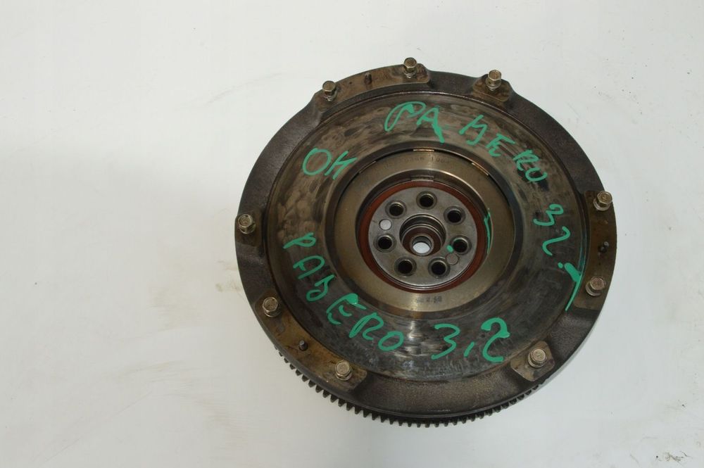 koło dwumasowe Mitsubishi pajero iii 3.2 cdi 4m4ck 4m41