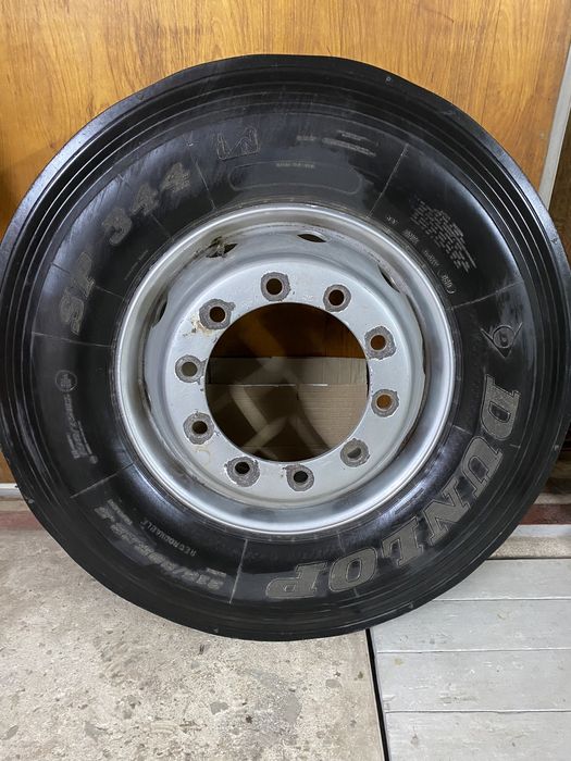 Шина с диском 315/80/22.5