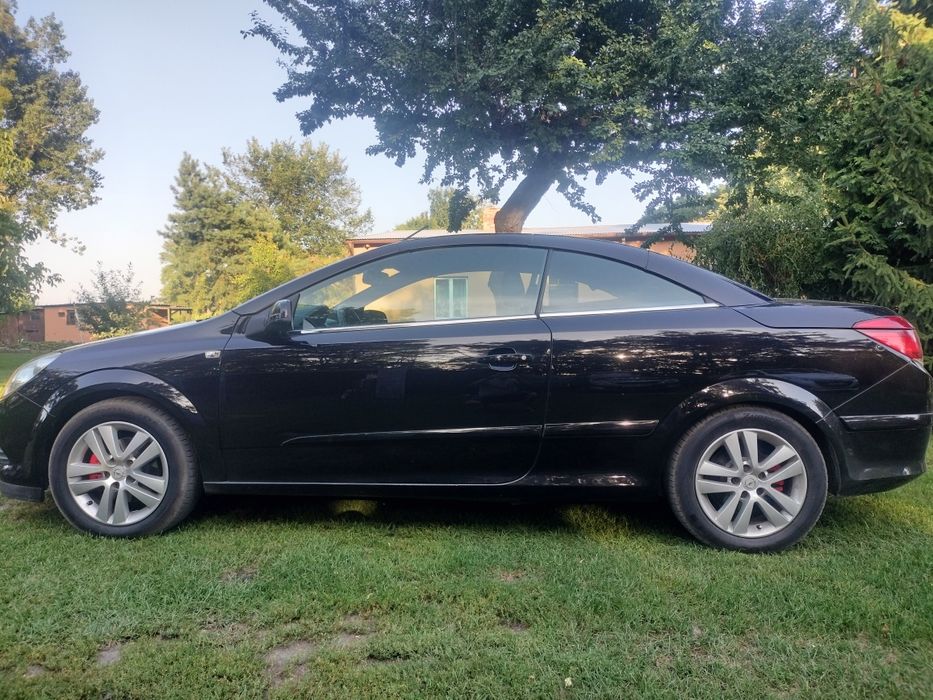 Opel Astra h cabrio 1.8