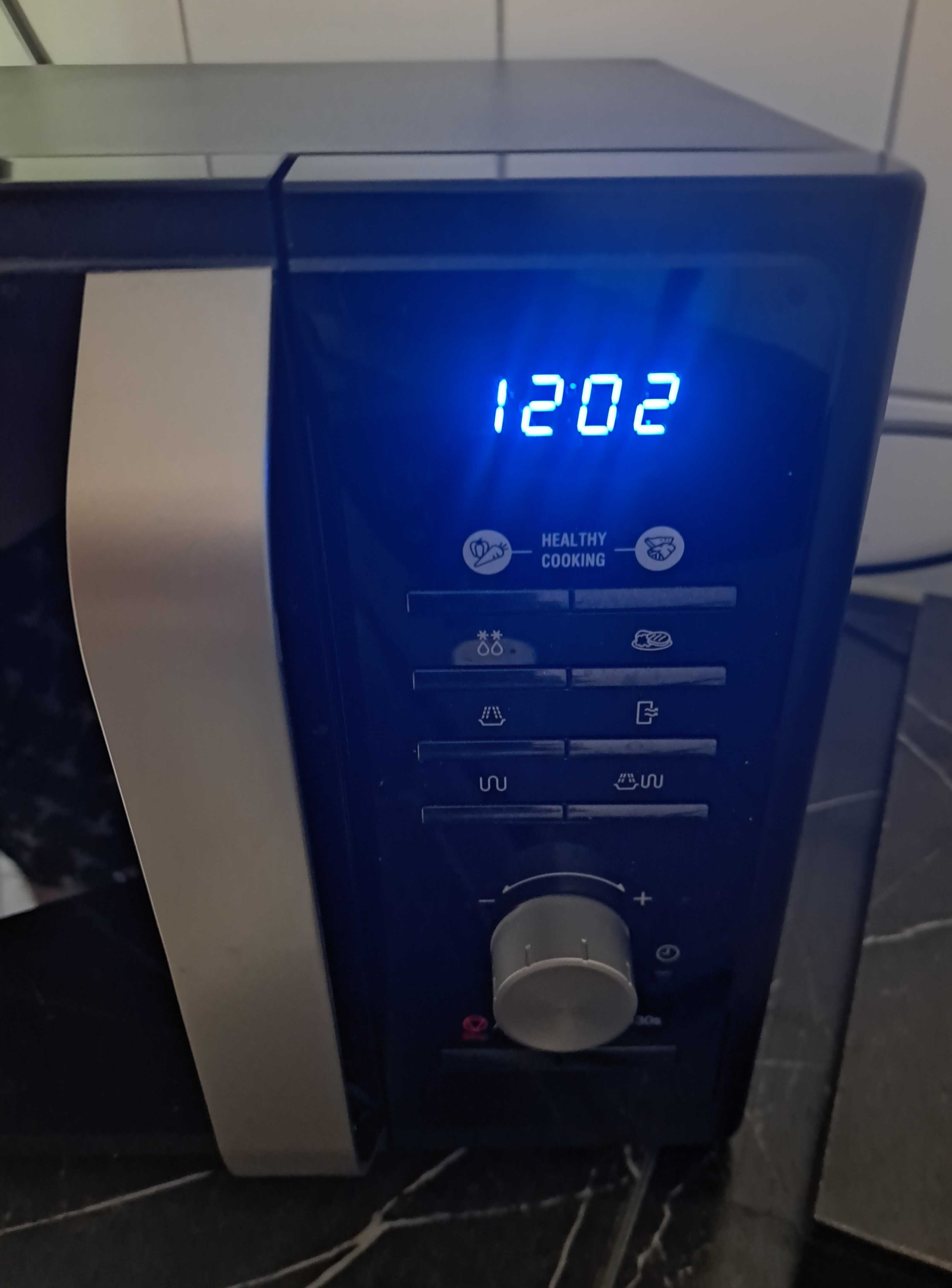 Kuchenka mikrofalowa 800W Samsung MG23F301TAK