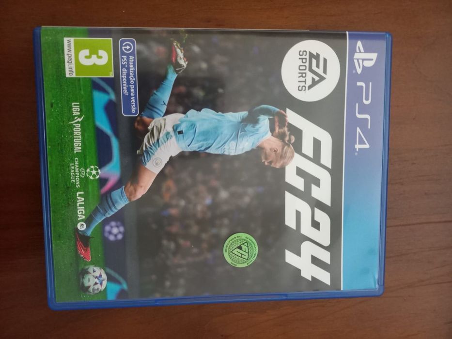 PlayStation 4 com jogos