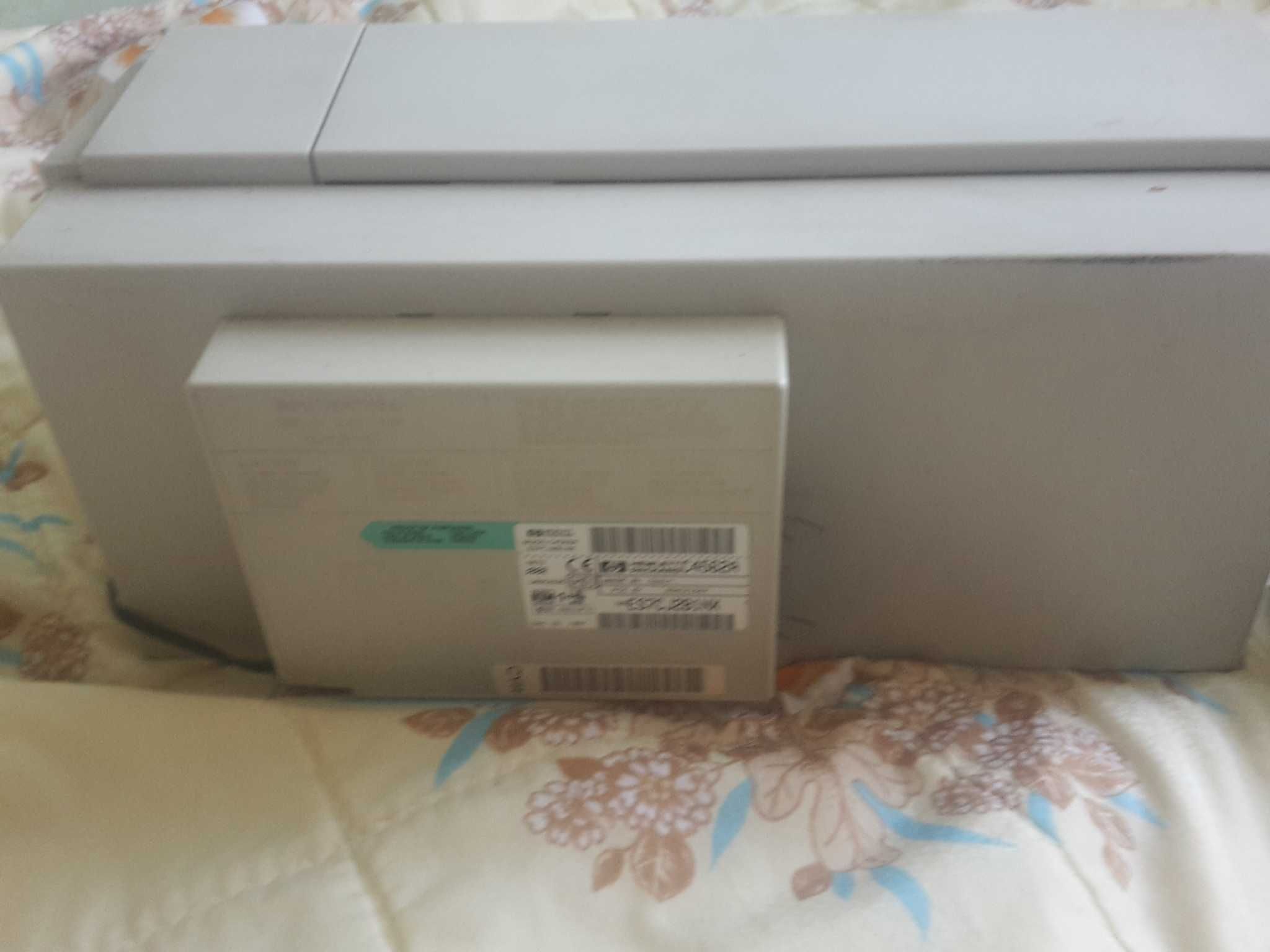 Струйный принтер HP Deskjet 690C