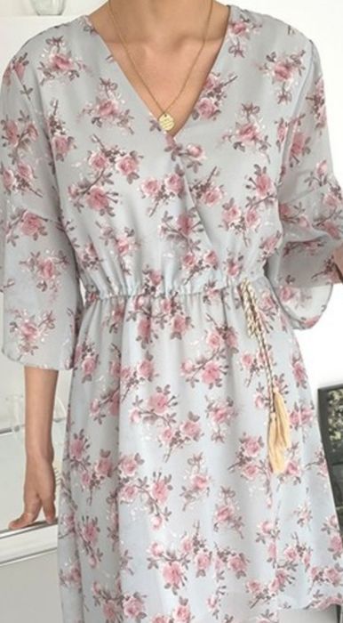 Продам платье миди