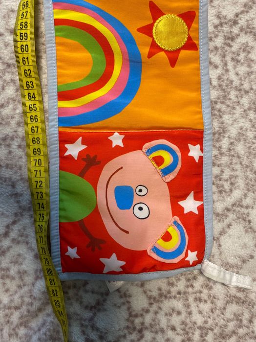 В кроватку розвиваивающа книжка