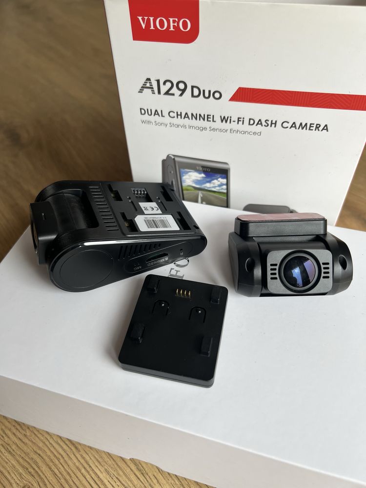 Wideorejestrator Viofo A129 Duo + zasilacz trybu parkingowego
