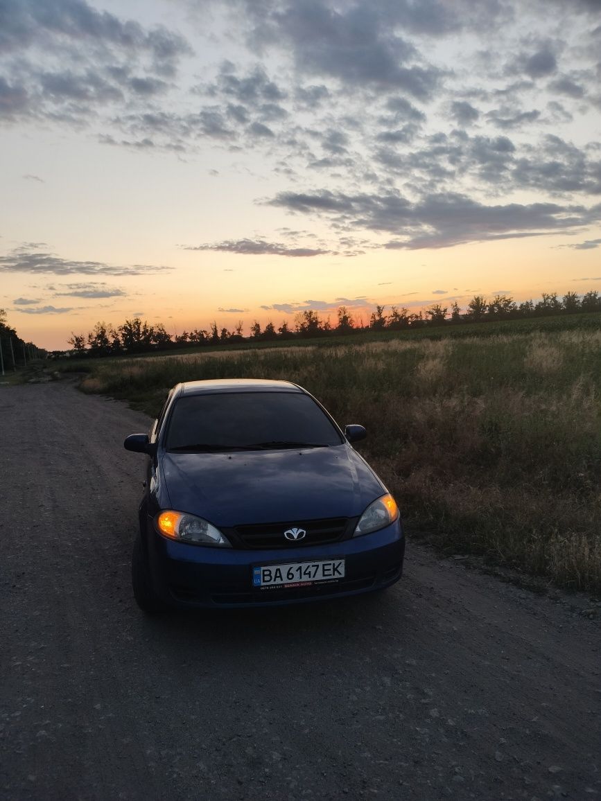 Продам Daewoo Lacetti 1.4