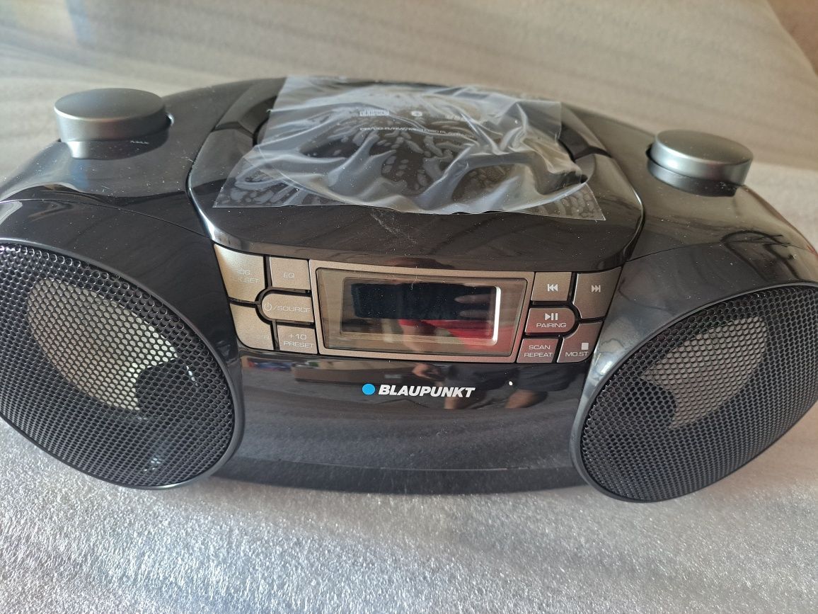 Radioodtwarzac boombox blaupunkt BB31Led nowy
Radioodtwarzacz Blaupunk