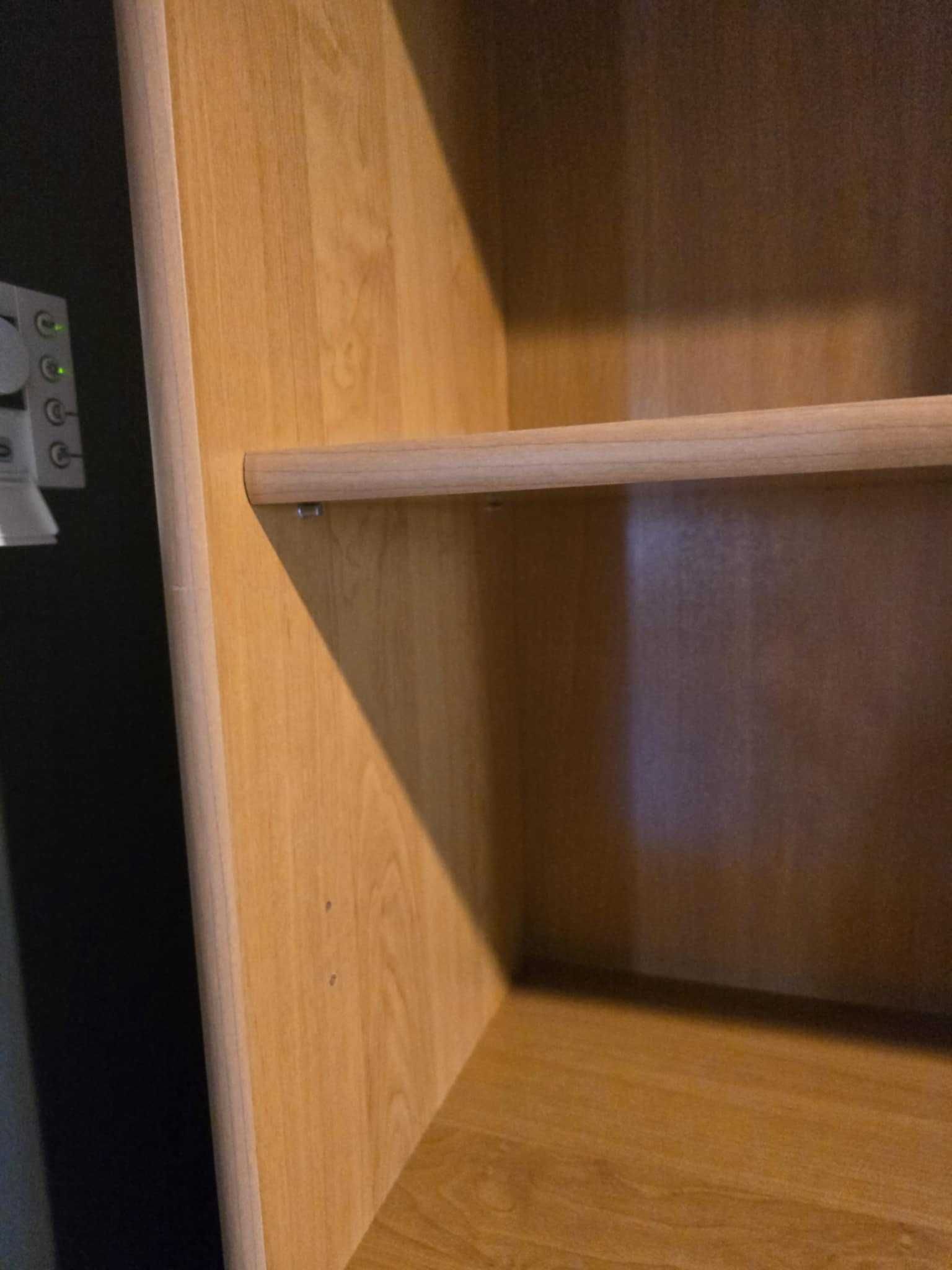 Regał na książki