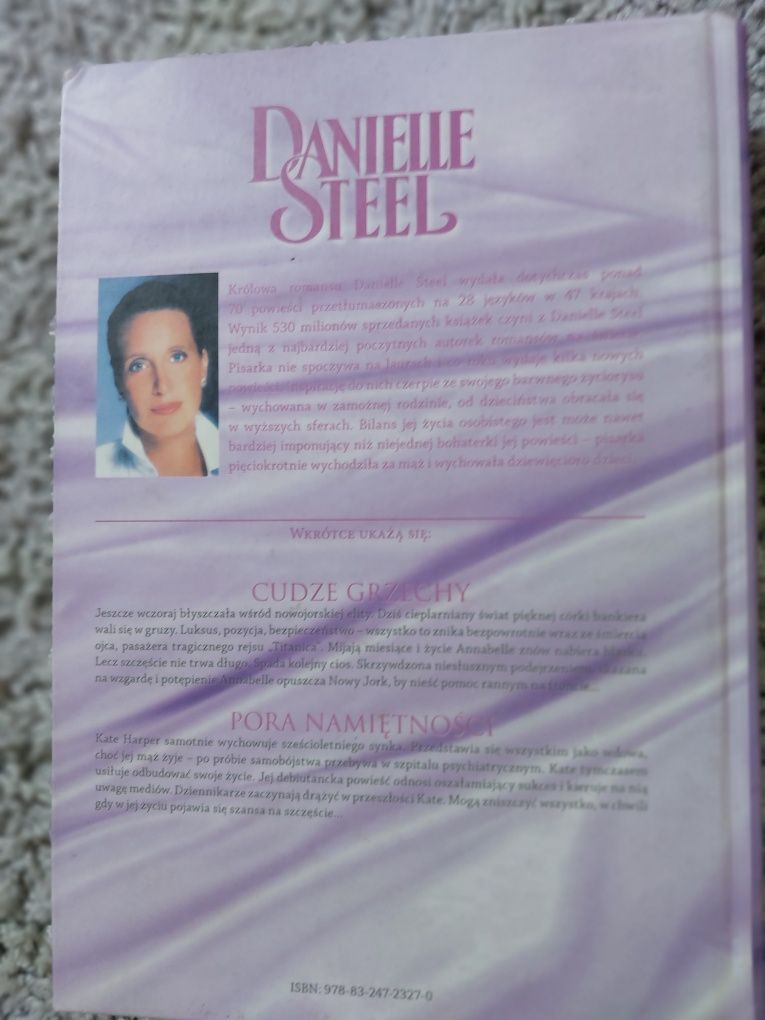 Miłość silniejsza niż śmierć Danielle steel Charlotte Bronte