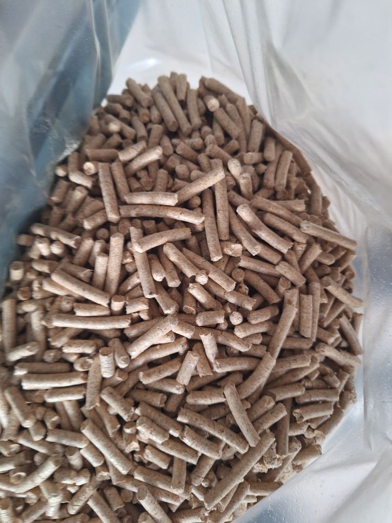 Pellet drzewny iglasty