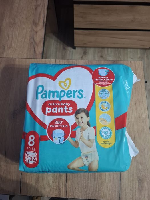 Pieluchomajtki Pampers
