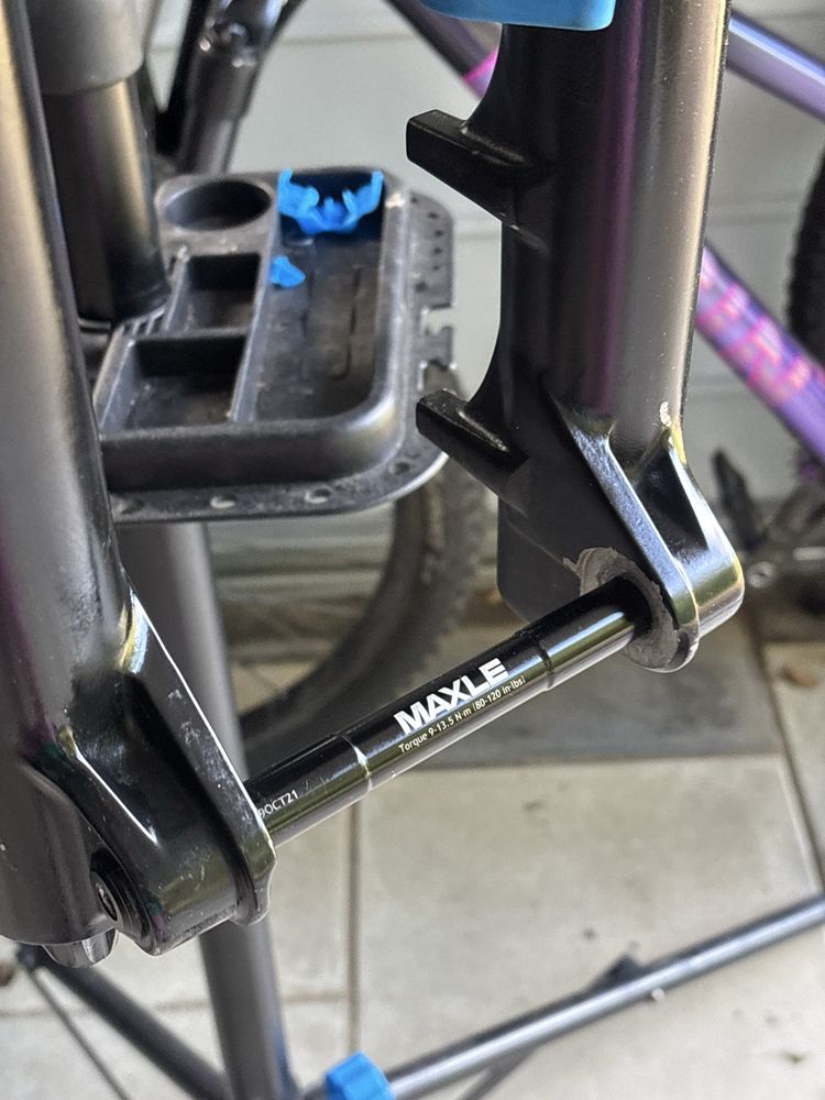 Amortyzator Rockshox Domain 180mm 27.5 (dh,fr,ht)