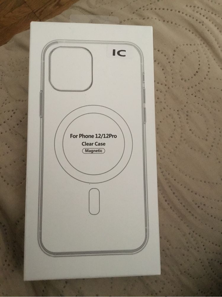Чехол на Iphone 12 pro