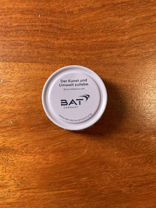 Cinzeiro de metal Moritz Götze [Envio grátis]