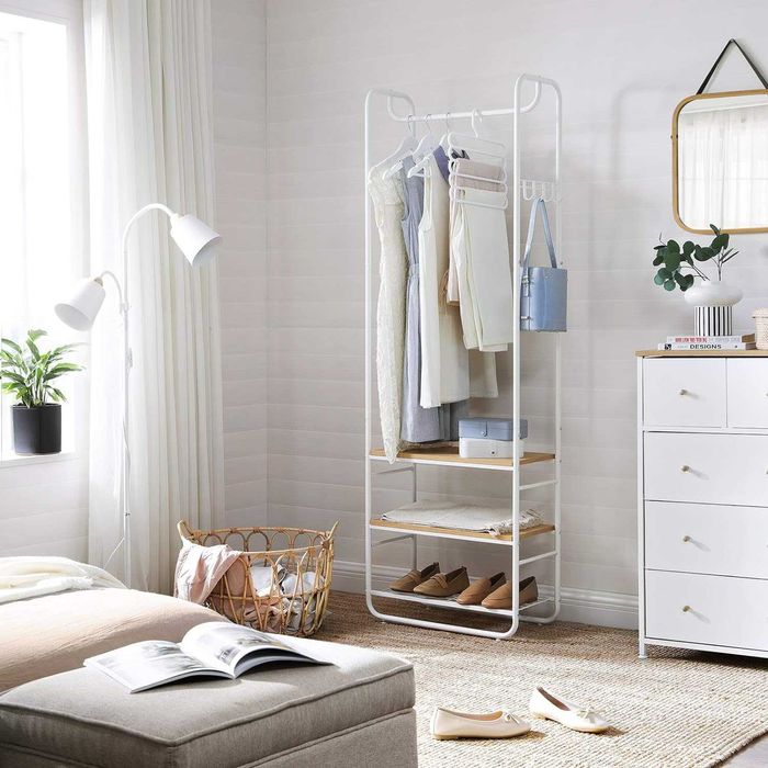 Bengaleiro, cabide e sapateira cabe espaços pequenos branco  181x58x28