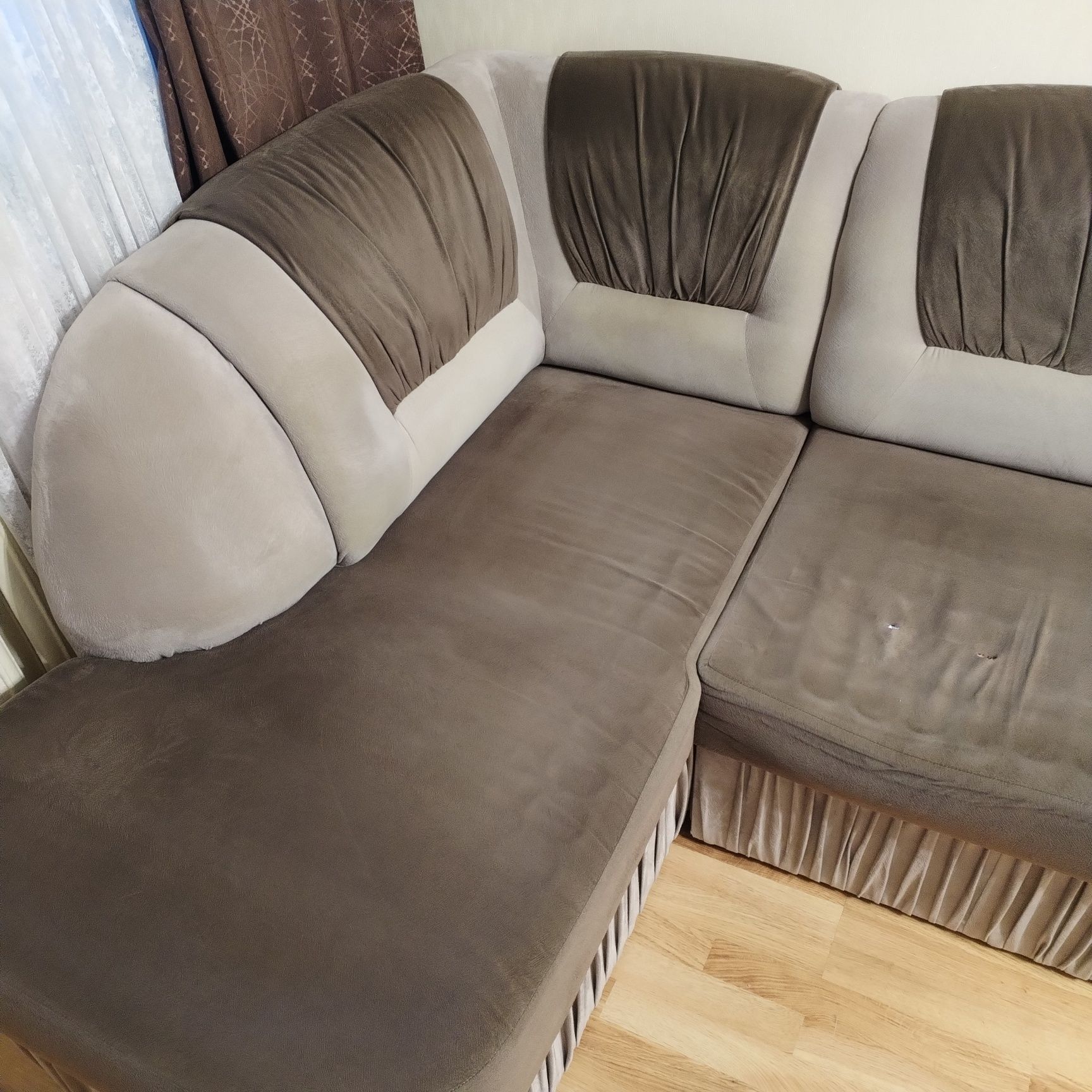 Диван угловой 1.50*2.30