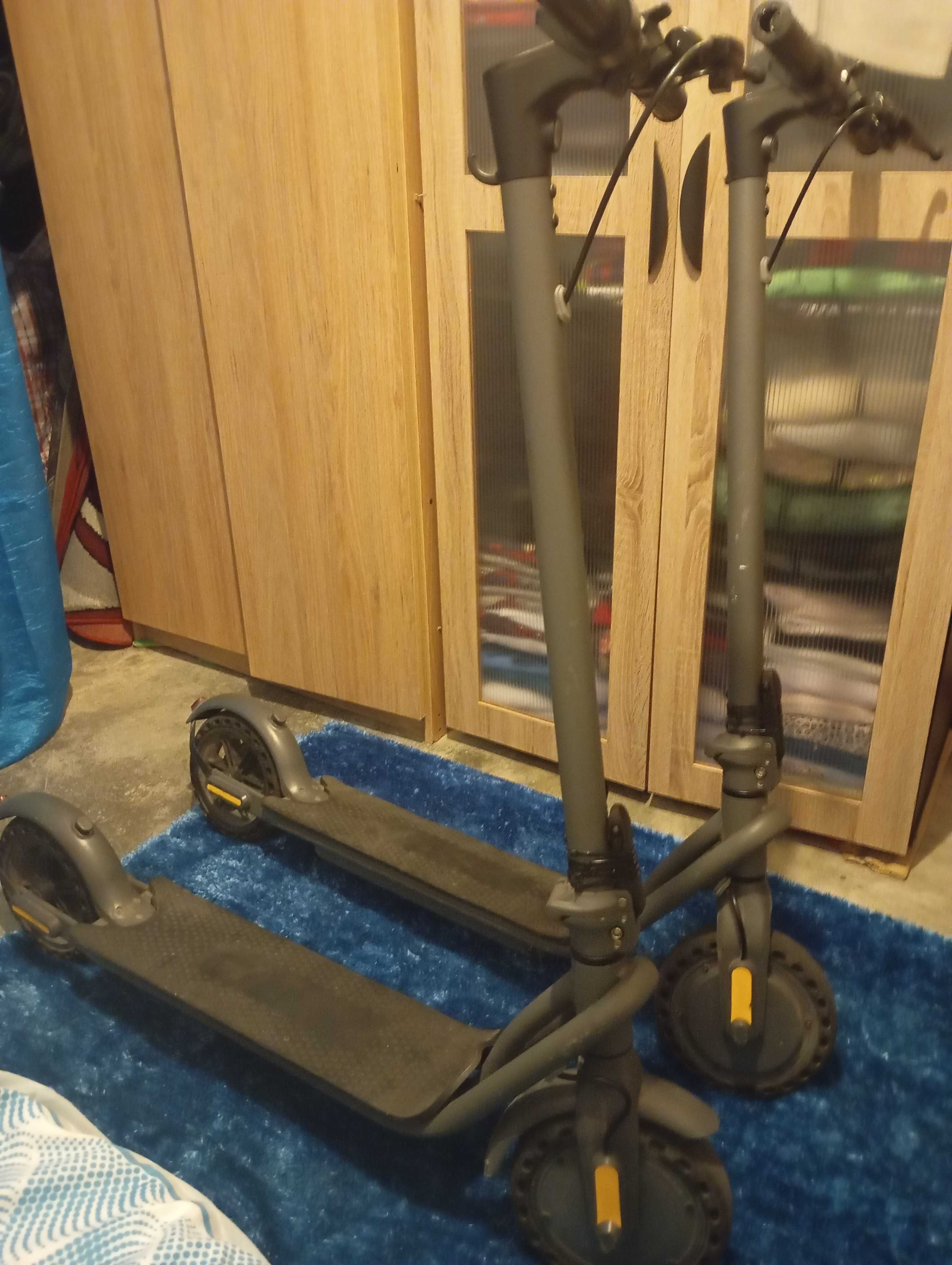Vendo tratinete elétricas como novas
